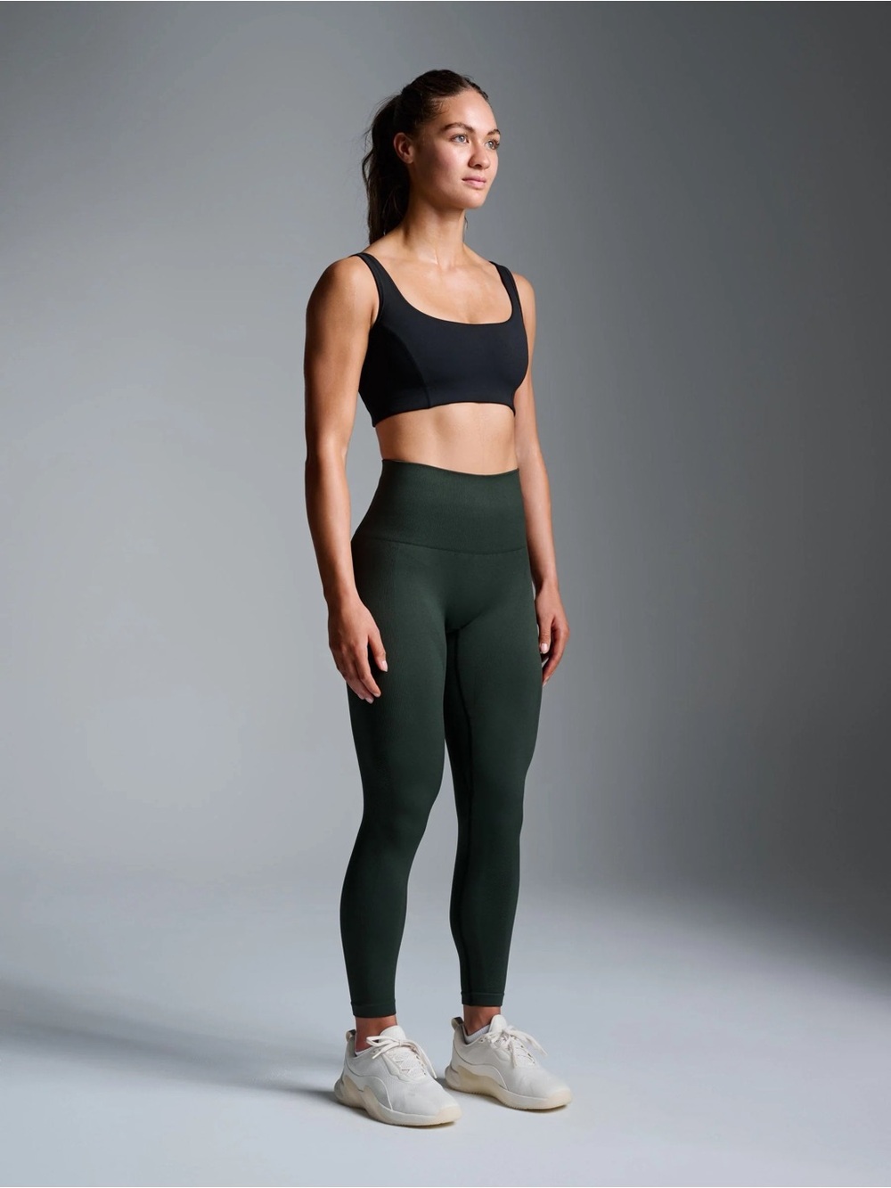 LNDR Streamline 7/8 Leggings x Olive